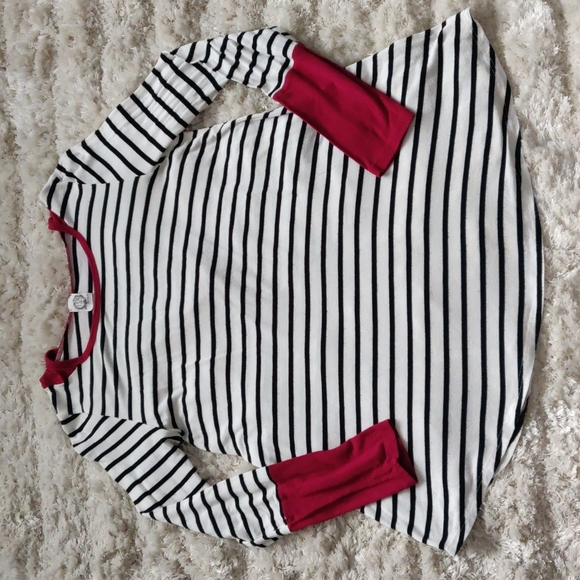 sun & moon Tops - VGUC Striped lightweight hoodie